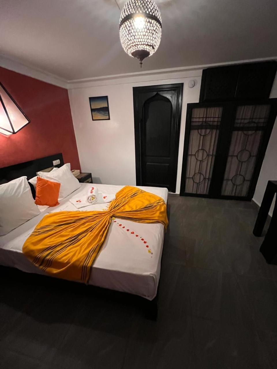 Villa Tata Marie Maison D'Hotes Marrakech マラケシュ エクステリア 写真