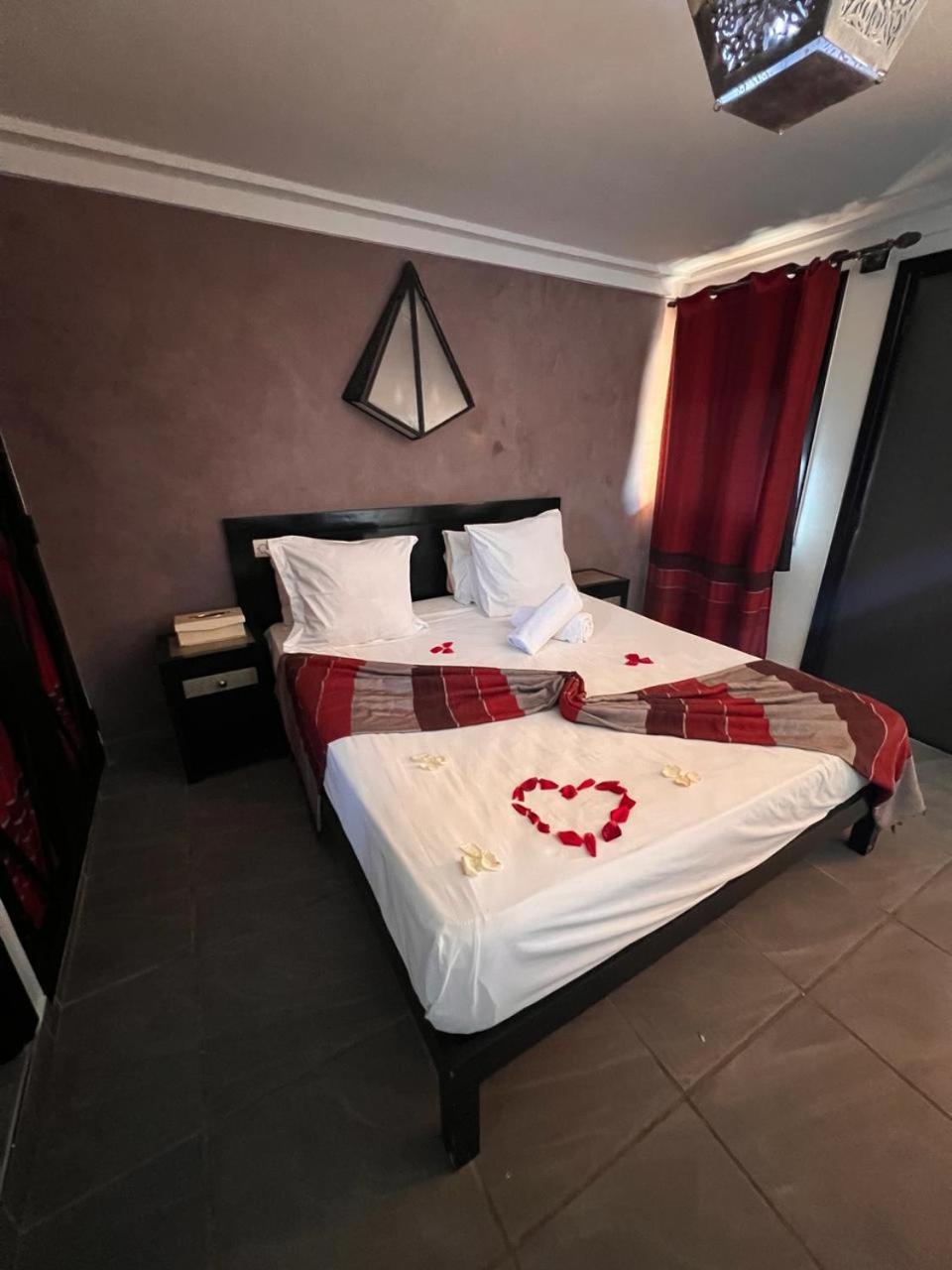 Villa Tata Marie Maison D'Hotes Marrakech マラケシュ エクステリア 写真