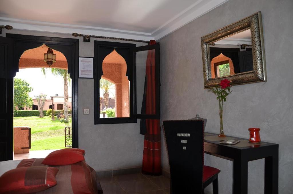 Villa Tata Marie Maison D'Hotes Marrakech マラケシュ エクステリア 写真