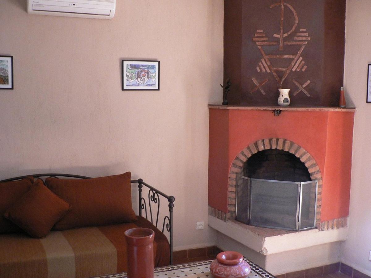Villa Tata Marie Maison D'Hotes Marrakech マラケシュ エクステリア 写真
