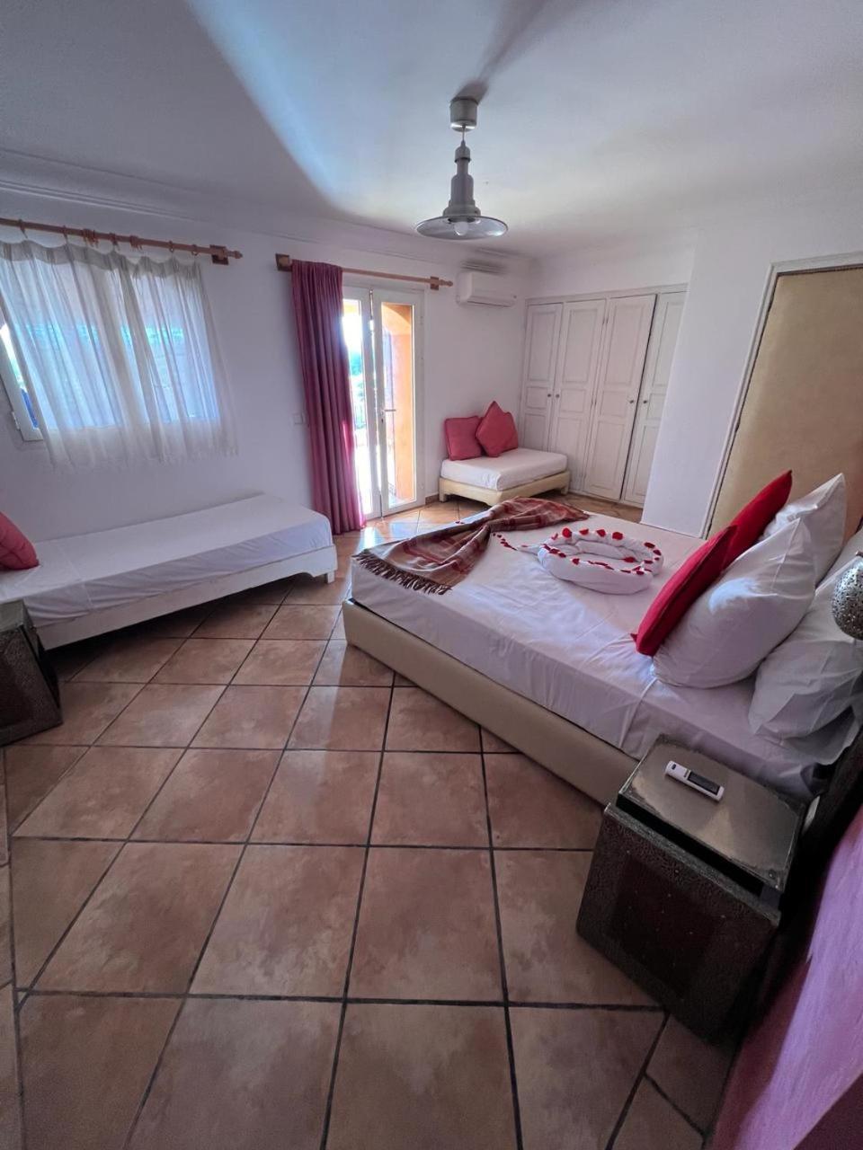 Villa Tata Marie Maison D'Hotes Marrakech マラケシュ エクステリア 写真